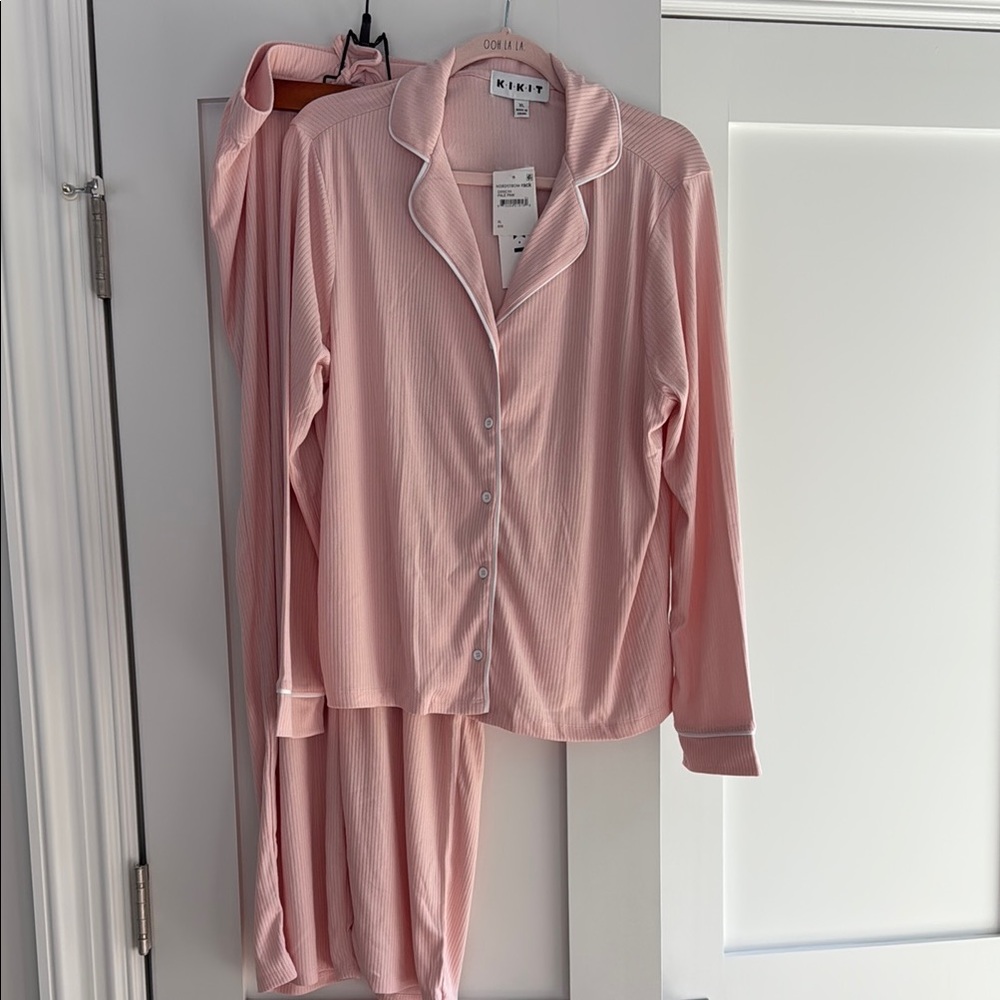 Women's Pink Pajama Set KIK IT